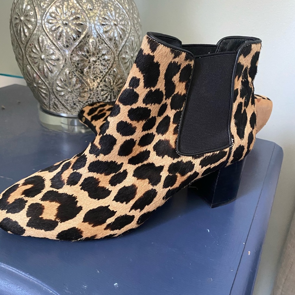 Women’s real fur (dyed cow hair) leapord print Kate spade booties
